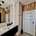 Easy Rent Apartments- Business Center 205, Free Parking, 24h Check-in