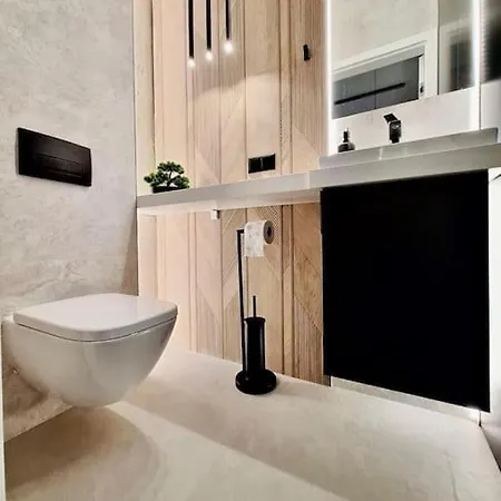 Easy Rent Apartments- Business Center 205, Free Parking, 24h Check-in Lublin