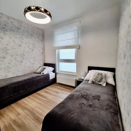 Easy Rent Apartments- Business Center 205, Free Parking, 24h Check-in * Люблин