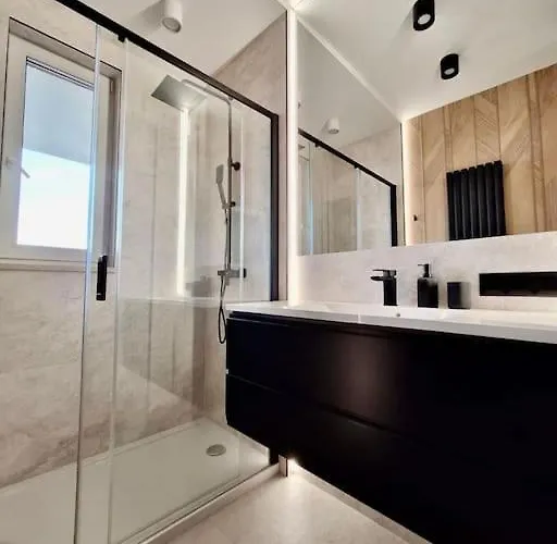 Easy Rent Apartments- Business Center 205, Free Parking, 24h Check-in * Люблин