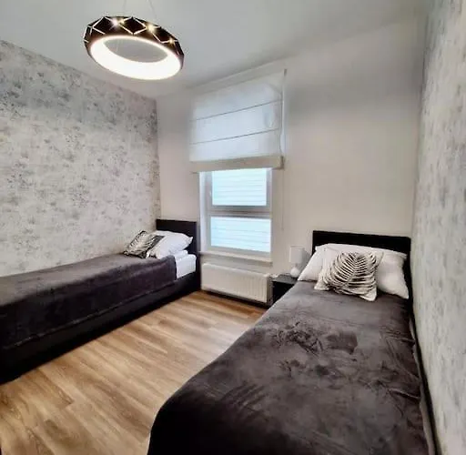 Easy Rent Apartments- Business Center 205, Free Parking, 24h Check-in * Люблин