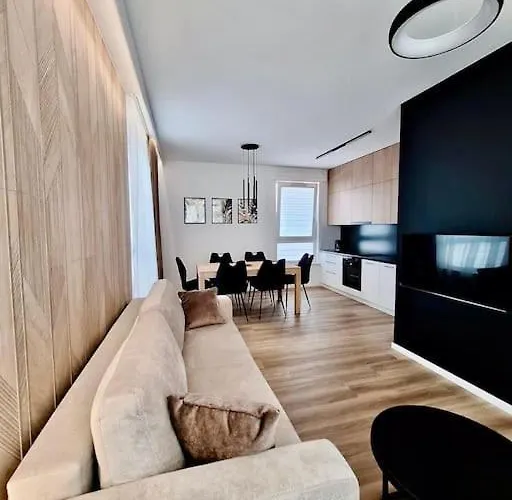 Easy Rent Apartments- Business Center 205, Free Parking, 24h Check-in Апартаменты Люблин