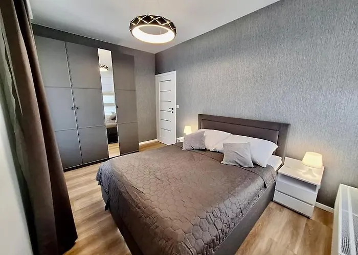 Easy Rent Apartments- Business Center 205, Free Parking, 24h Check-in Люблин